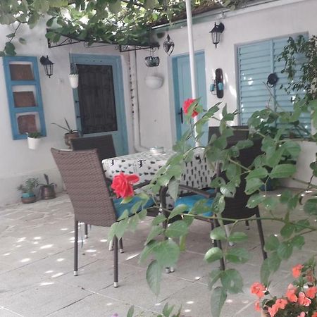 מוסטר Apartment With Garden Hanja מראה חיצוני תמונה