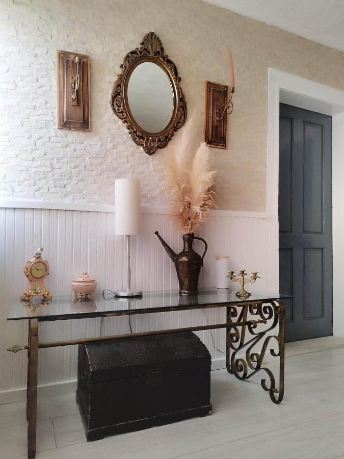 מוסטר Apartment With Garden Hanja מראה חיצוני תמונה